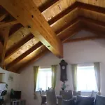 Apartment Ferienwohnungen Schlader Zell am Moos